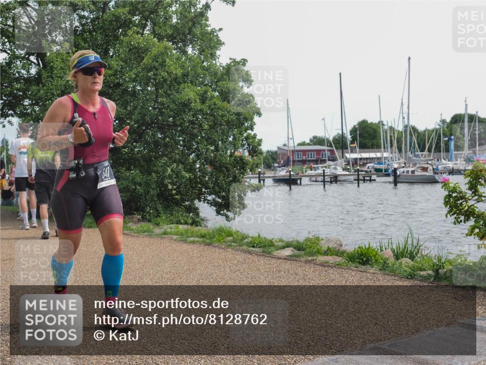 22.06.2025 - Viking Triathlon KatJ http://msf.ph/oto/8128762 22.06.2025 13:54:25 Laufen 547 meine-sportfotos.de