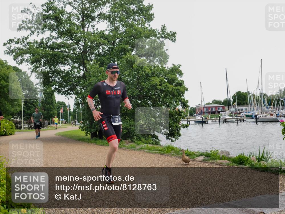 22.06.2025 - Viking Triathlon KatJ http://msf.ph/oto/8128763 22.06.2025 15:38:38 Laufen 133 meine-sportfotos.de