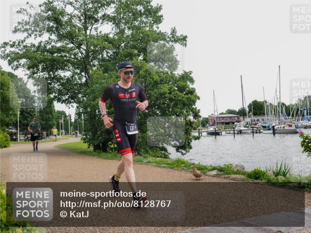 22.06.2025 - Viking Triathlon KatJ http://msf.ph/oto/8128767 22.06.2025 15:38:38 Laufen 133 meine-sportfotos.de
