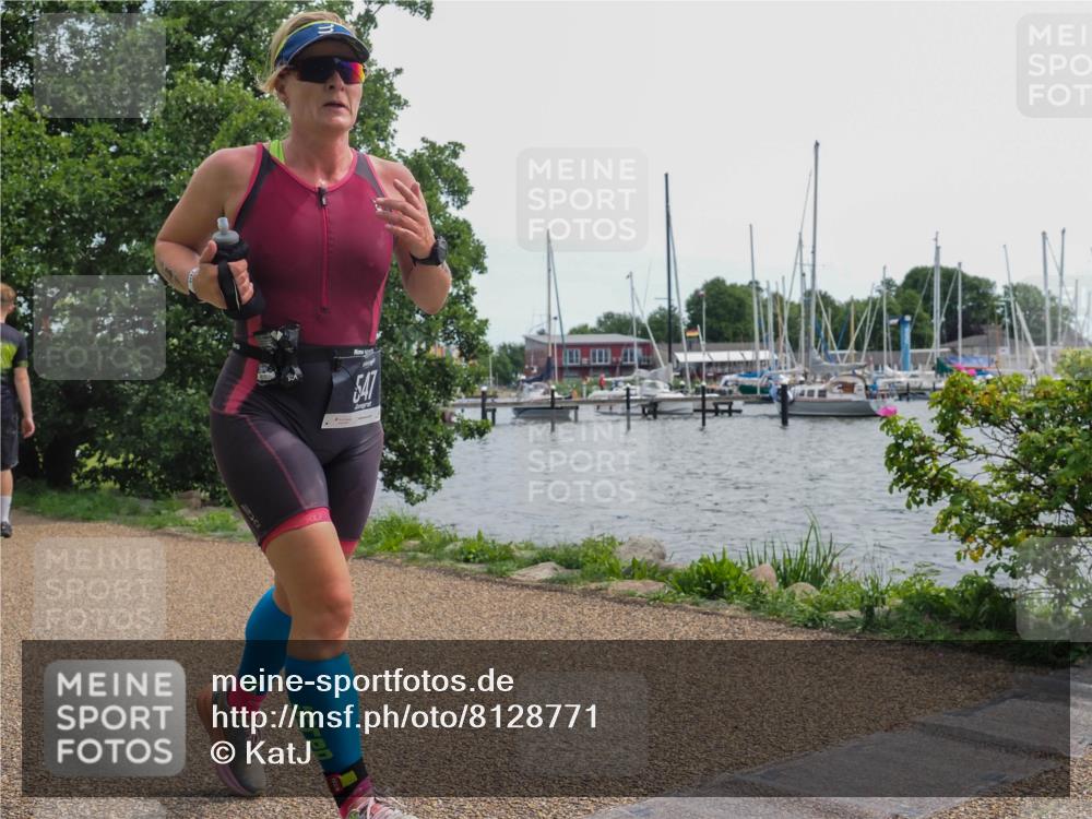 22.06.2025 - Viking Triathlon KatJ http://msf.ph/oto/8128771 22.06.2025 13:54:26 Laufen 547 meine-sportfotos.de