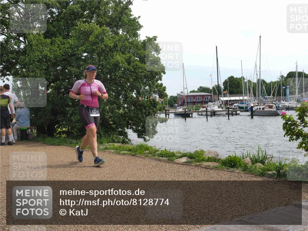 22.06.2025 - Viking Triathlon KatJ http://msf.ph/oto/8128774 22.06.2025 13:54:30 Laufen 503 meine-sportfotos.de