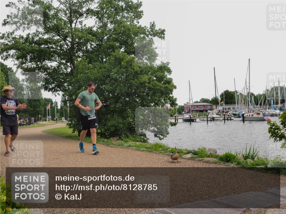 22.06.2025 - Viking Triathlon KatJ http://msf.ph/oto/8128785 22.06.2025 15:38:43 Laufen 305 meine-sportfotos.de