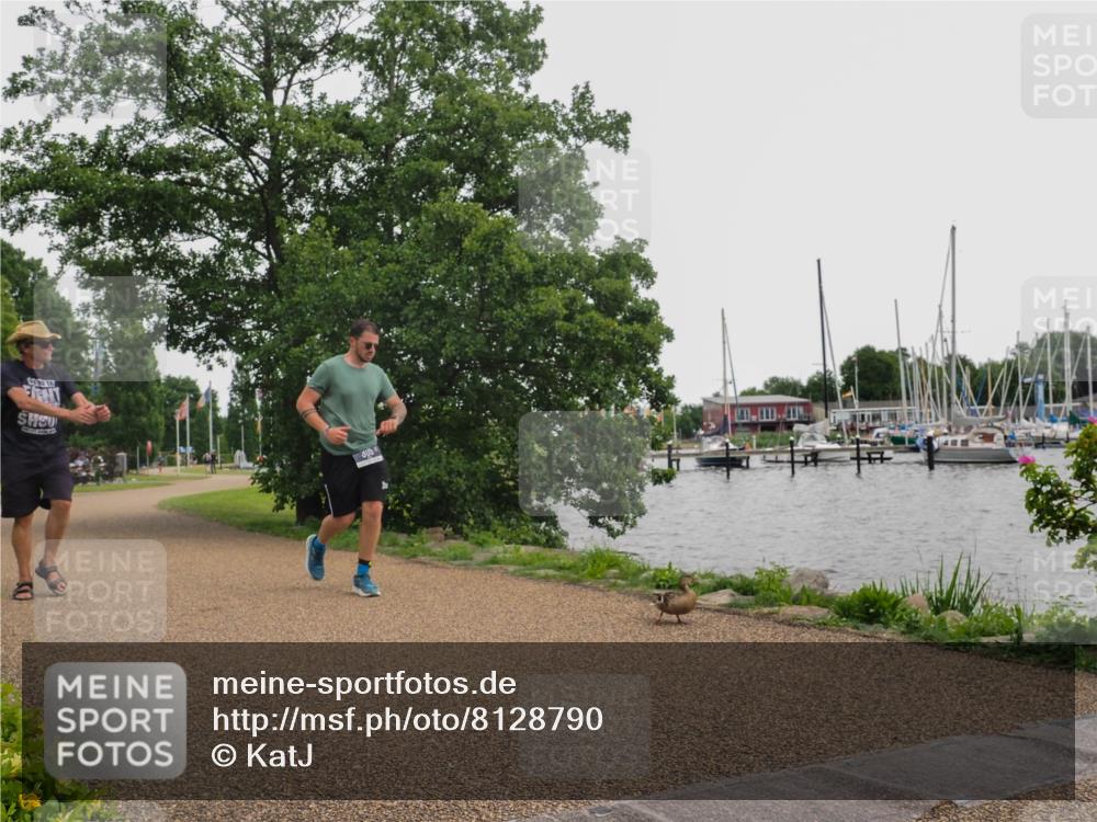 22.06.2025 - Viking Triathlon KatJ http://msf.ph/oto/8128790 22.06.2025 15:38:43 Laufen 305 meine-sportfotos.de