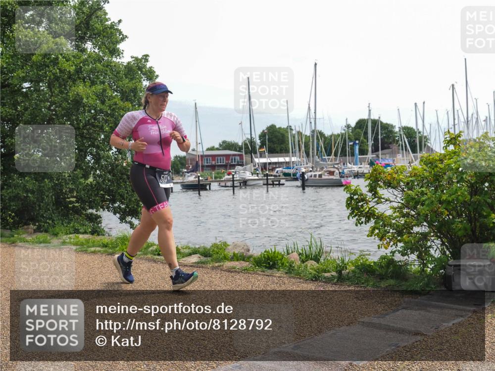 22.06.2025 - Viking Triathlon KatJ http://msf.ph/oto/8128792 22.06.2025 13:54:31 Laufen 503 meine-sportfotos.de