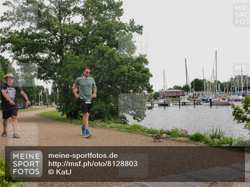 22.06.2025 - Viking Triathlon KatJ http://msf.ph/oto/8128803 22.06.2025 15:38:44 Laufen 305 meine-sportfotos.de