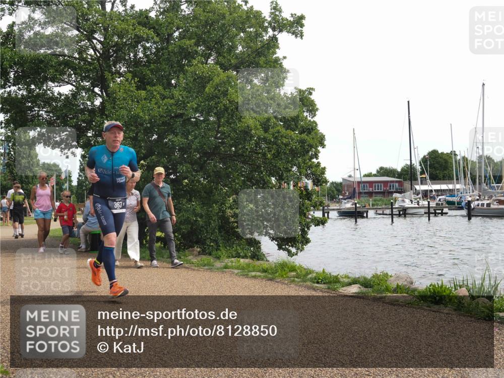 22.06.2025 - Viking Triathlon KatJ http://msf.ph/oto/8128850 22.06.2025 13:54:40 Laufen 363, 364 meine-sportfotos.de