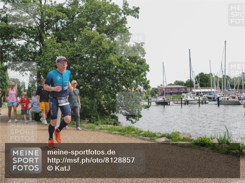22.06.2025 - Viking Triathlon KatJ http://msf.ph/oto/8128857 22.06.2025 13:54:40 Laufen 363, 364 meine-sportfotos.de