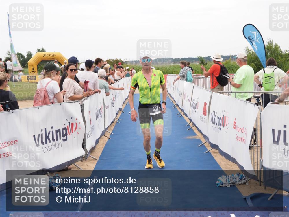22.06.2025 - Viking Triathlon MichiJ http://msf.ph/oto/8128858 22.06.2025 15:27:19 Ziel 370, 383, 507 meine-sportfotos.de