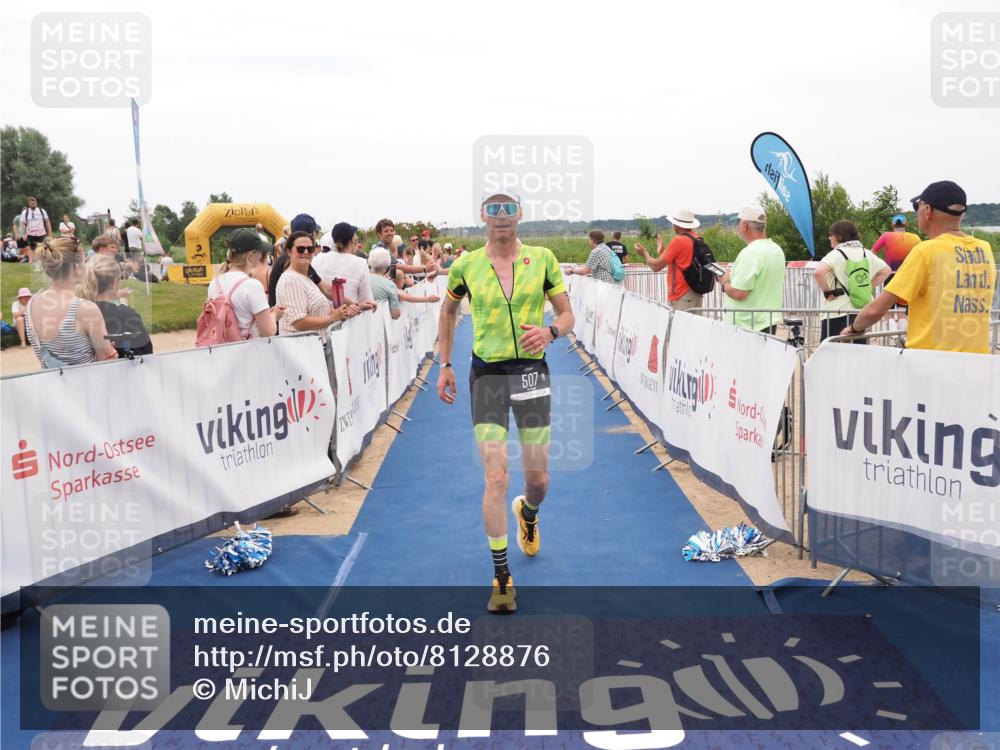 22.06.2025 - Viking Triathlon MichiJ http://msf.ph/oto/8128876 22.06.2025 15:27:20 Ziel 110, 383, 507 meine-sportfotos.de