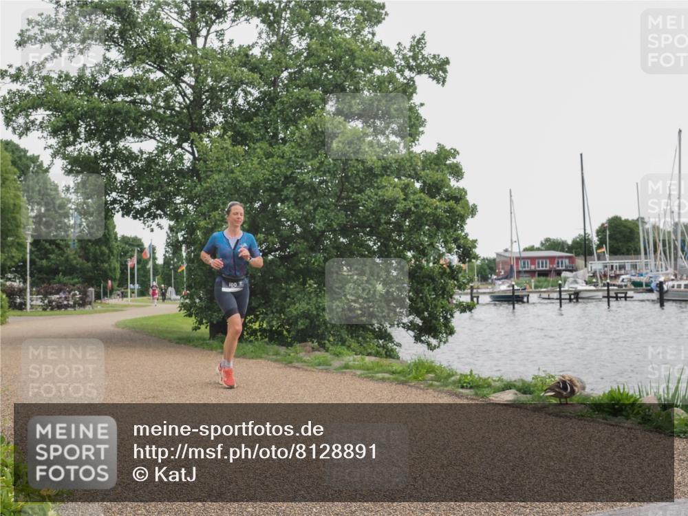 22.06.2025 - Viking Triathlon KatJ http://msf.ph/oto/8128891 22.06.2025 15:39:18 Laufen 166 meine-sportfotos.de