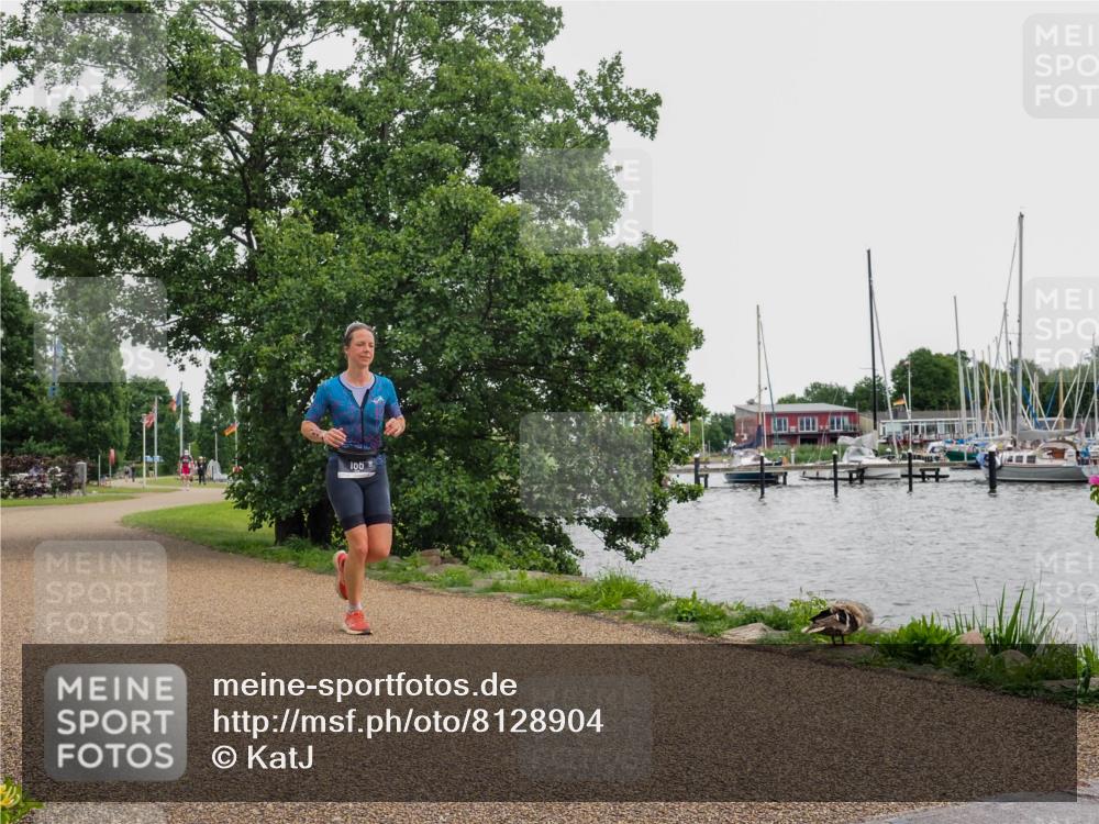 22.06.2025 - Viking Triathlon KatJ http://msf.ph/oto/8128904 22.06.2025 15:39:18 Laufen 166 meine-sportfotos.de