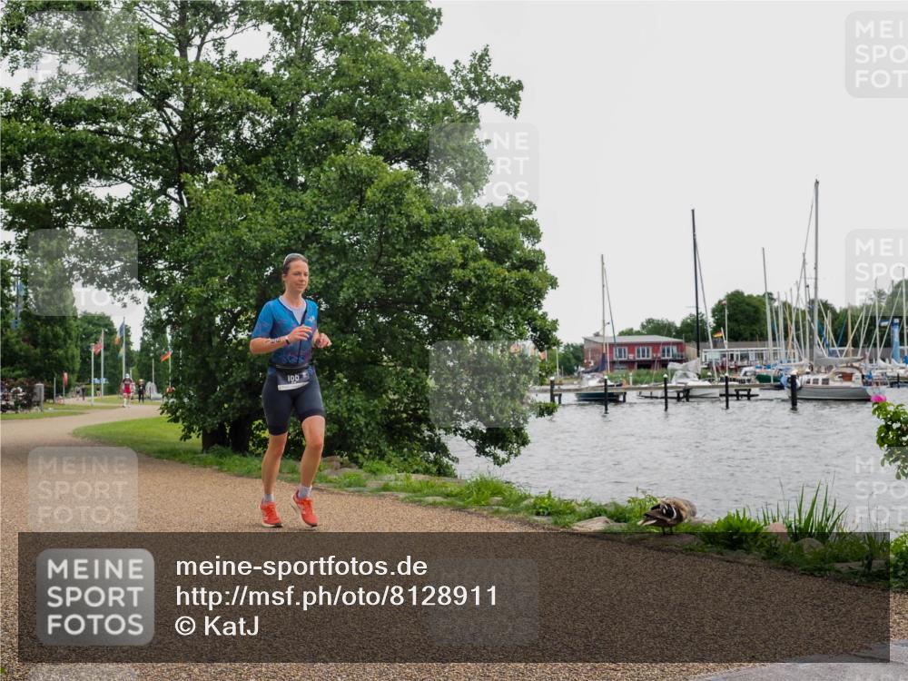 22.06.2025 - Viking Triathlon KatJ http://msf.ph/oto/8128911 22.06.2025 15:39:18 Laufen 166 meine-sportfotos.de