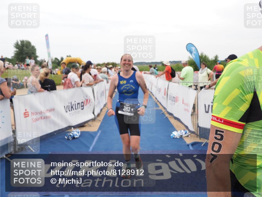 22.06.2025 - Viking Triathlon MichiJ http://msf.ph/oto/8128912 22.06.2025 15:27:23 Ziel 110, 383, 507 meine-sportfotos.de