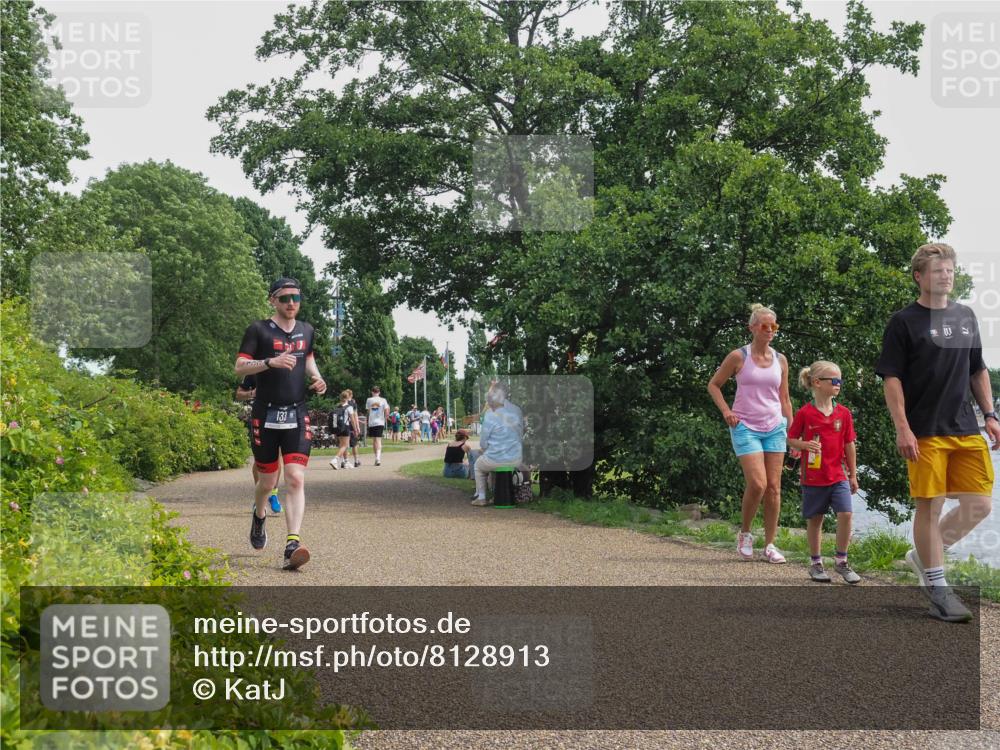22.06.2025 - Viking Triathlon KatJ http://msf.ph/oto/8128913 22.06.2025 13:54:47 Laufen 133, 365, 601 meine-sportfotos.de