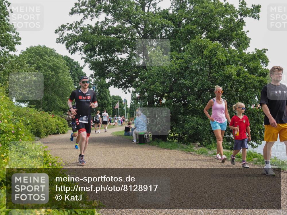 22.06.2025 - Viking Triathlon KatJ http://msf.ph/oto/8128917 22.06.2025 13:54:47 Laufen 133, 365, 601 meine-sportfotos.de