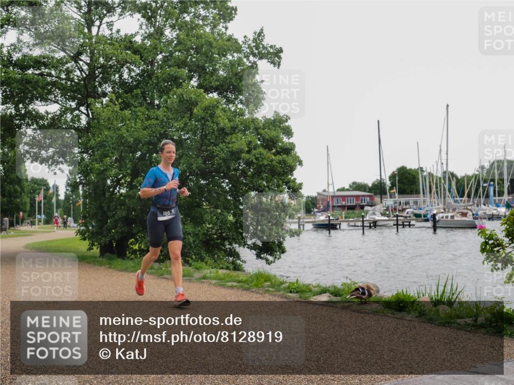 22.06.2025 - Viking Triathlon KatJ http://msf.ph/oto/8128919 22.06.2025 15:39:18 Laufen 166 meine-sportfotos.de