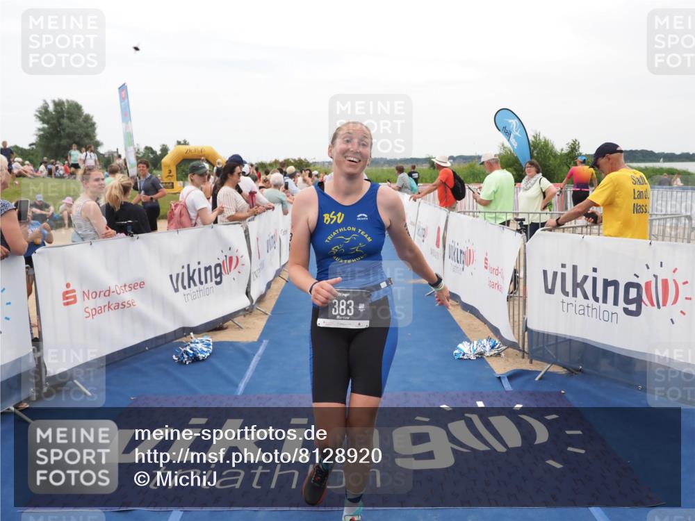 22.06.2025 - Viking Triathlon MichiJ http://msf.ph/oto/8128920 22.06.2025 15:27:23 Ziel 110, 383, 507 meine-sportfotos.de