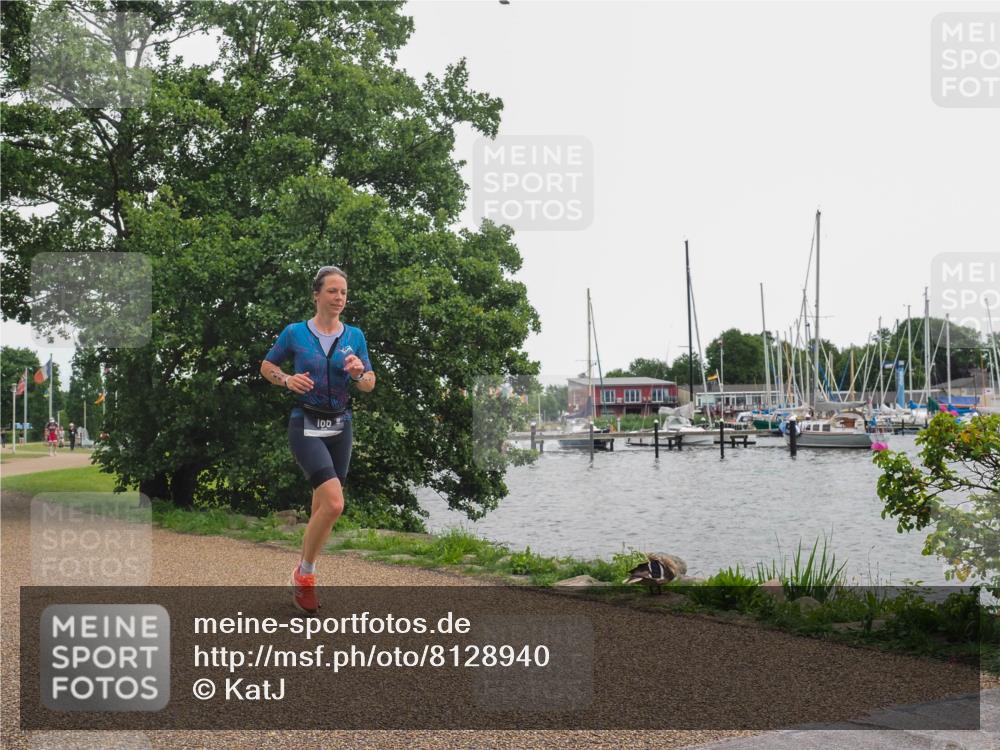 22.06.2025 - Viking Triathlon KatJ http://msf.ph/oto/8128940 22.06.2025 15:39:18 Laufen 166 meine-sportfotos.de