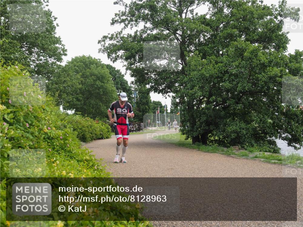22.06.2025 - Viking Triathlon KatJ http://msf.ph/oto/8128963 22.06.2025 15:39:42 Laufen 156 meine-sportfotos.de