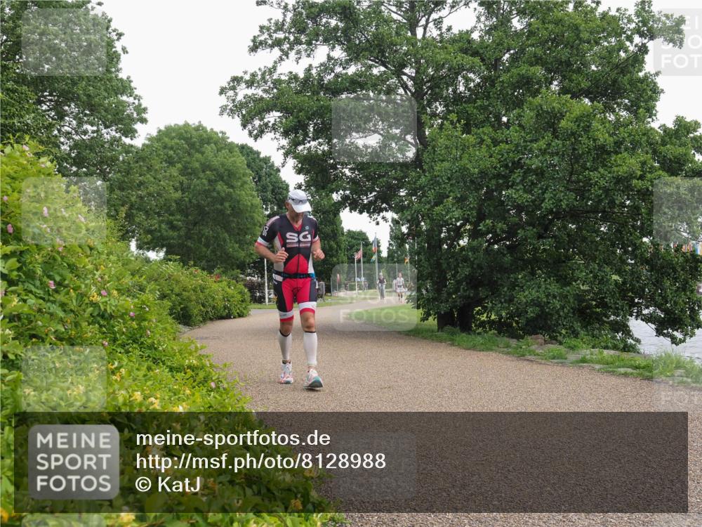 22.06.2025 - Viking Triathlon KatJ http://msf.ph/oto/8128988 22.06.2025 15:39:43 Laufen 156 meine-sportfotos.de