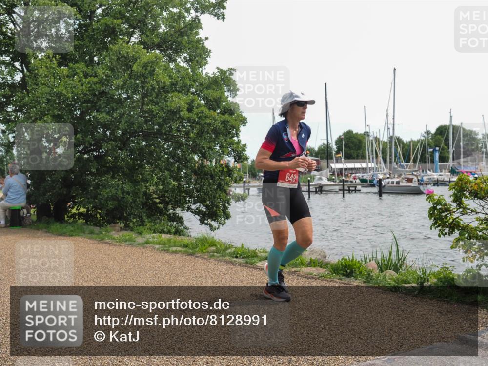22.06.2025 - Viking Triathlon KatJ http://msf.ph/oto/8128991 22.06.2025 13:55:05 Laufen 649 meine-sportfotos.de