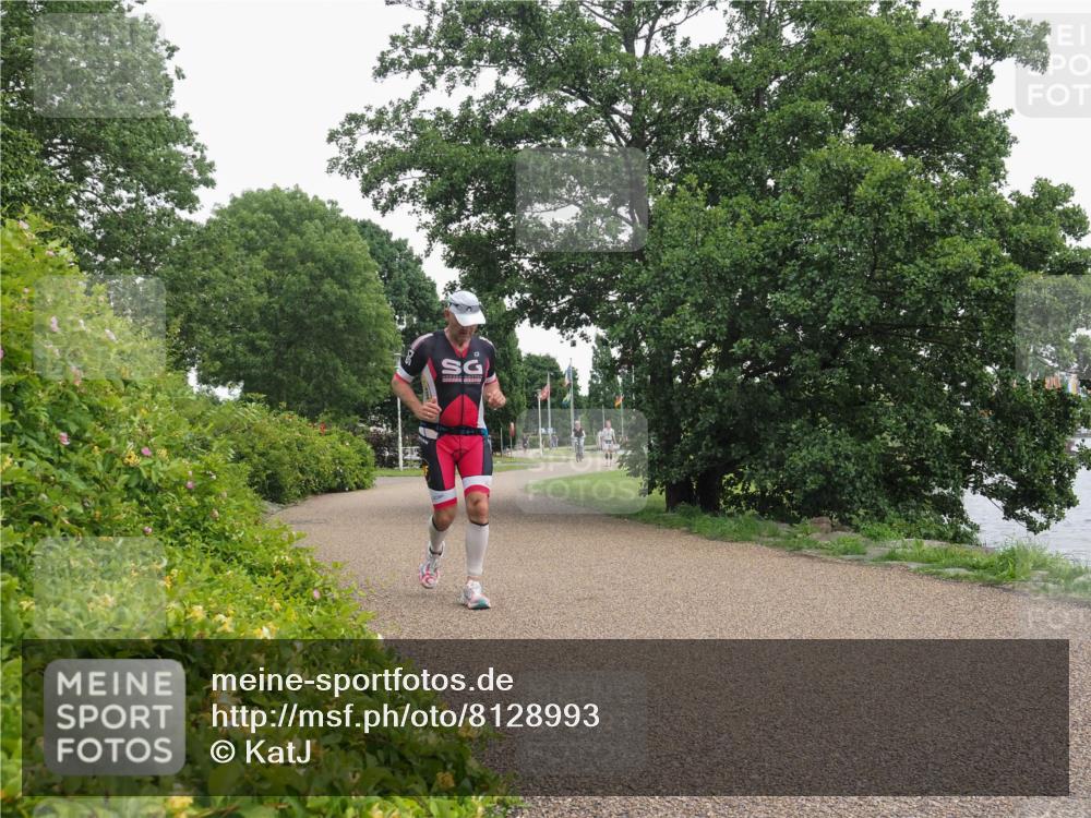 22.06.2025 - Viking Triathlon KatJ http://msf.ph/oto/8128993 22.06.2025 15:39:43 Laufen 156 meine-sportfotos.de
