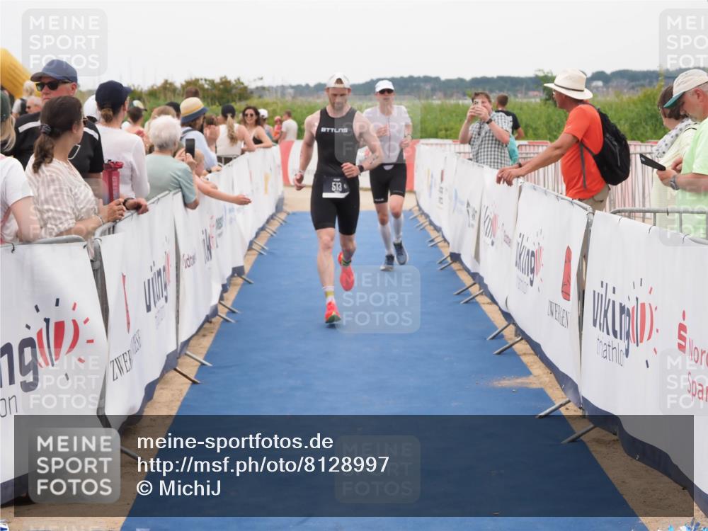 22.06.2025 - Viking Triathlon MichiJ http://msf.ph/oto/8128997 22.06.2025 15:27:31 Ziel 110, 487, 513 meine-sportfotos.de