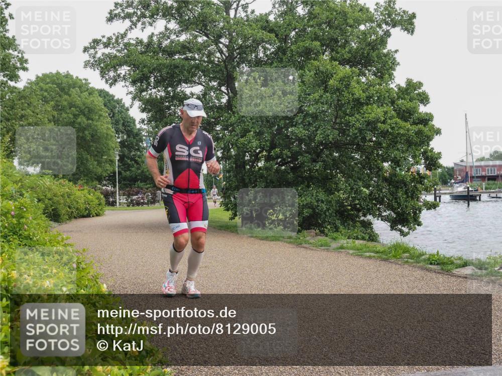 22.06.2025 - Viking Triathlon KatJ http://msf.ph/oto/8129005 22.06.2025 15:39:44 Laufen 156 meine-sportfotos.de
