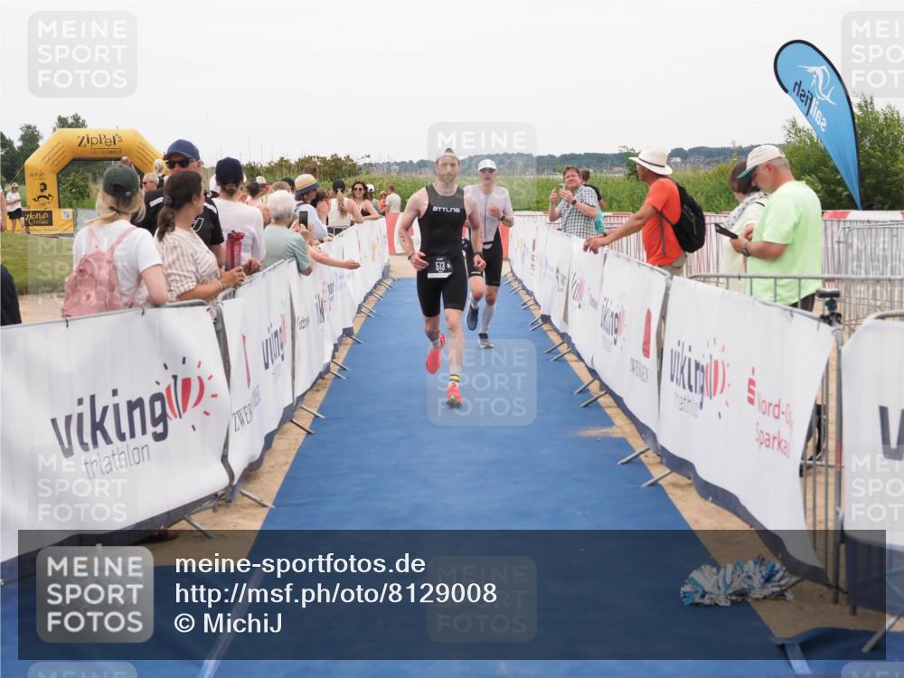 22.06.2025 - Viking Triathlon MichiJ http://msf.ph/oto/8129008 22.06.2025 15:27:31 Ziel 110, 487, 513 meine-sportfotos.de