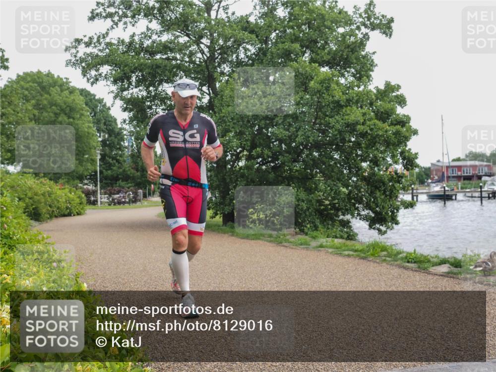 22.06.2025 - Viking Triathlon KatJ http://msf.ph/oto/8129016 22.06.2025 15:39:44 Laufen 156 meine-sportfotos.de
