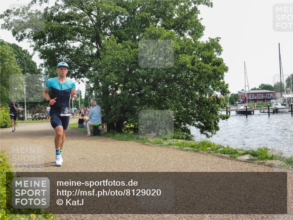 22.06.2025 - Viking Triathlon KatJ http://msf.ph/oto/8129020 22.06.2025 13:55:10 Laufen 81, 228 meine-sportfotos.de