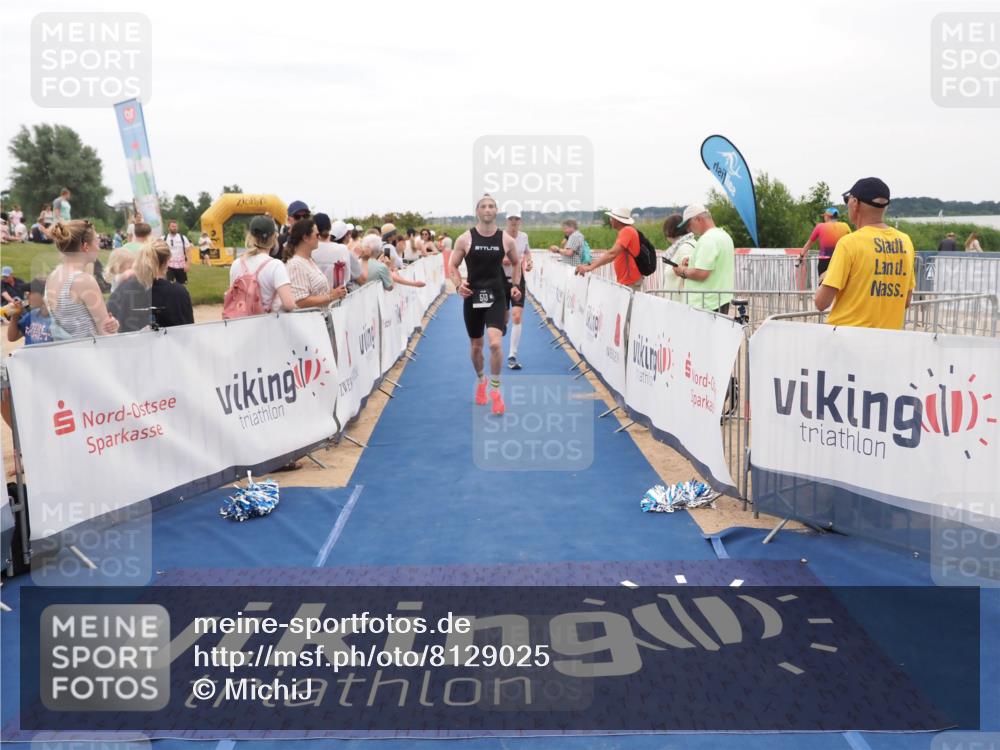22.06.2025 - Viking Triathlon MichiJ http://msf.ph/oto/8129025 22.06.2025 15:27:32 Ziel 487, 513 meine-sportfotos.de