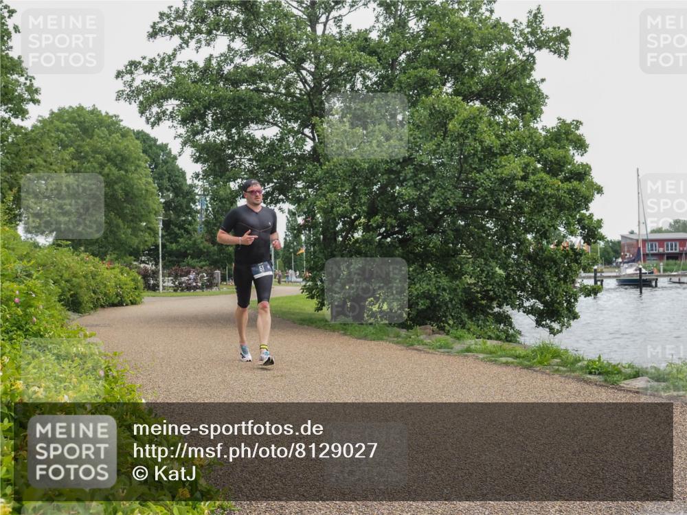 22.06.2025 - Viking Triathlon KatJ http://msf.ph/oto/8129027 22.06.2025 15:40:18 Laufen 51 meine-sportfotos.de