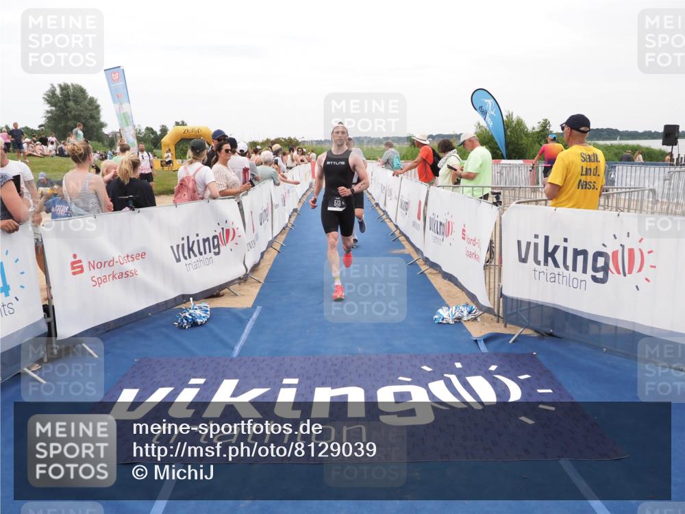 22.06.2025 - Viking Triathlon MichiJ http://msf.ph/oto/8129039 22.06.2025 15:27:32 Ziel 487, 513 meine-sportfotos.de