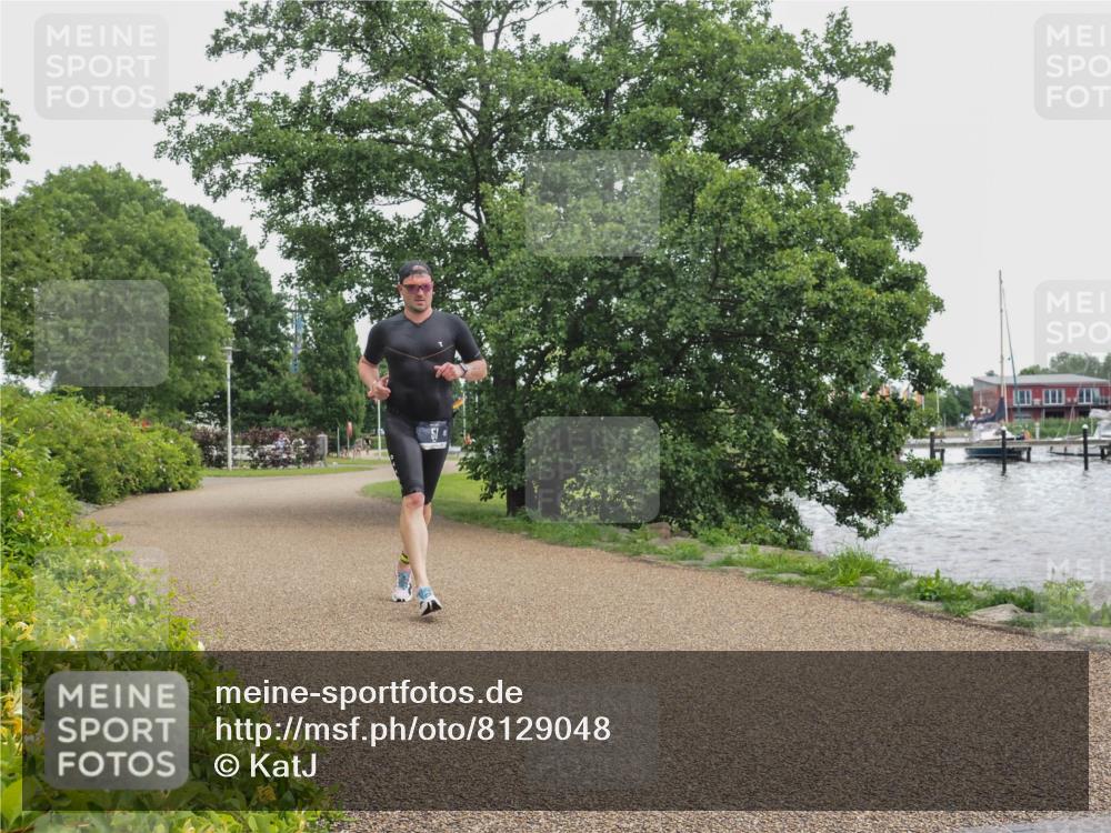 22.06.2025 - Viking Triathlon KatJ http://msf.ph/oto/8129048 22.06.2025 15:40:18 Laufen 51 meine-sportfotos.de