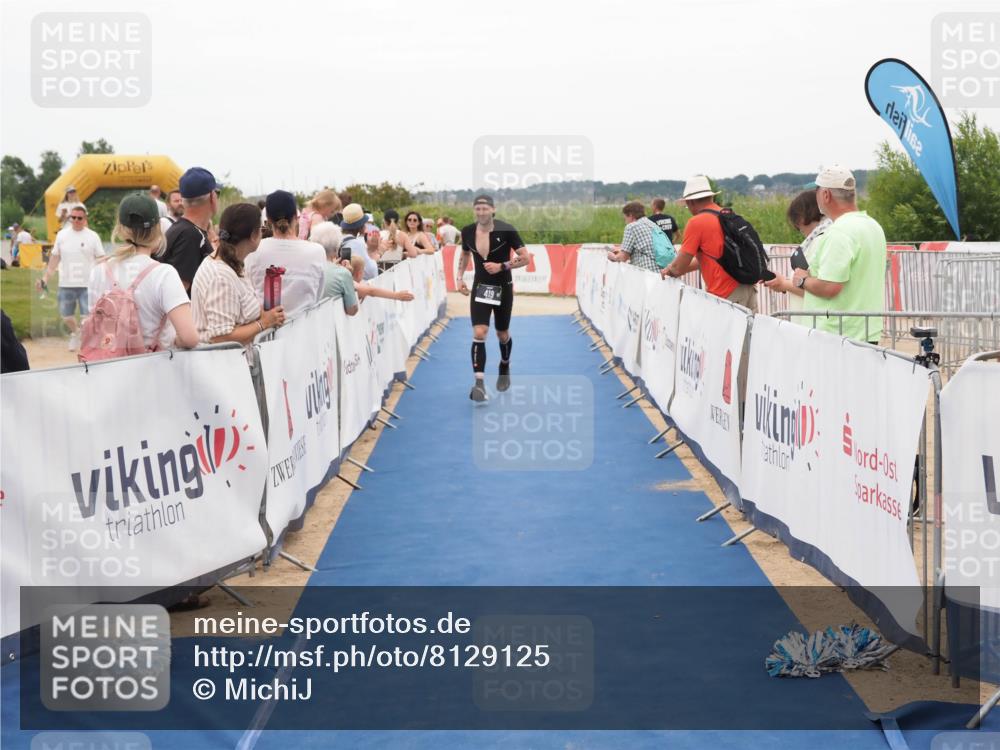 22.06.2025 - Viking Triathlon MichiJ http://msf.ph/oto/8129125 22.06.2025 15:27:44 Ziel 419 meine-sportfotos.de
