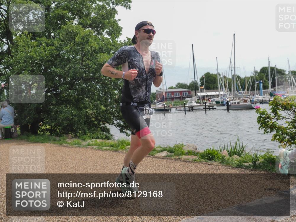 22.06.2025 - Viking Triathlon KatJ http://msf.ph/oto/8129168 22.06.2025 13:55:31 Laufen 161, 549, 652 meine-sportfotos.de