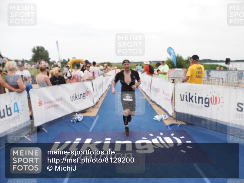 22.06.2025 - Viking Triathlon MichiJ http://msf.ph/oto/8129200 22.06.2025 15:27:47 Ziel 419 meine-sportfotos.de