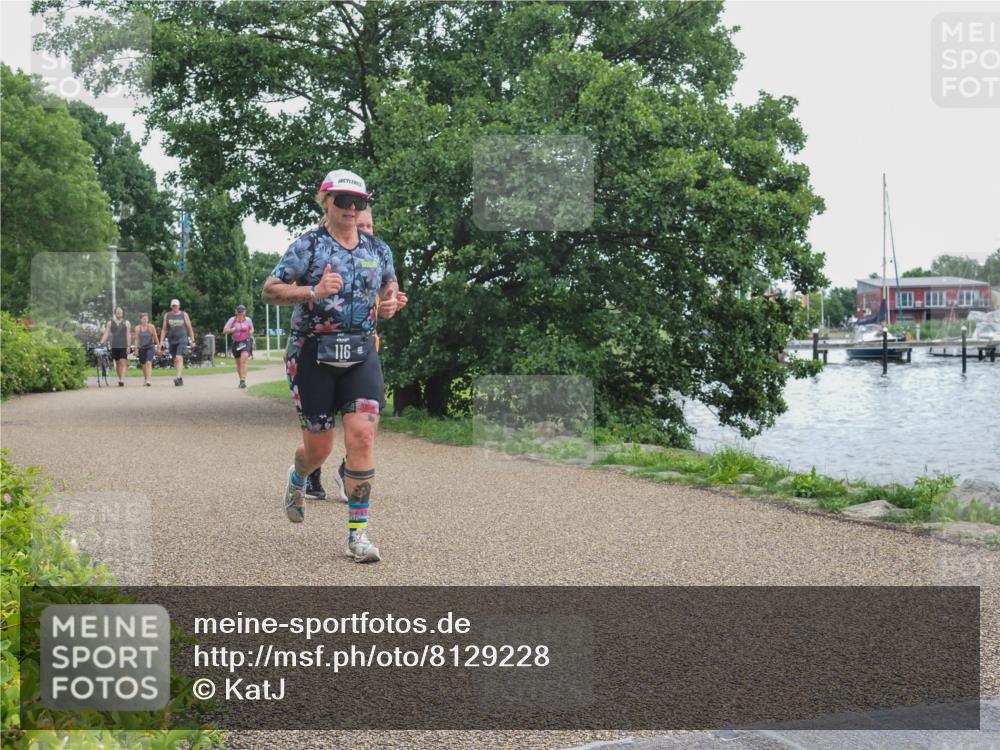 22.06.2025 - Viking Triathlon KatJ http://msf.ph/oto/8129228 22.06.2025 15:41:29 Laufen 116, 633 meine-sportfotos.de