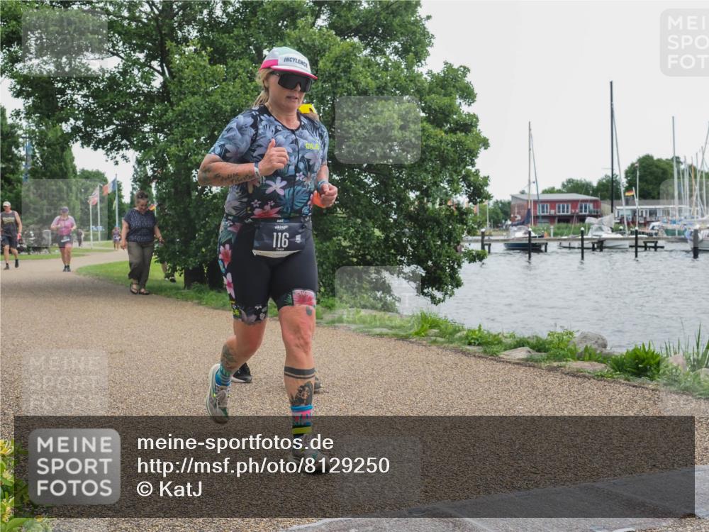 22.06.2025 - Viking Triathlon KatJ http://msf.ph/oto/8129250 22.06.2025 15:41:30 Laufen 116, 633 meine-sportfotos.de