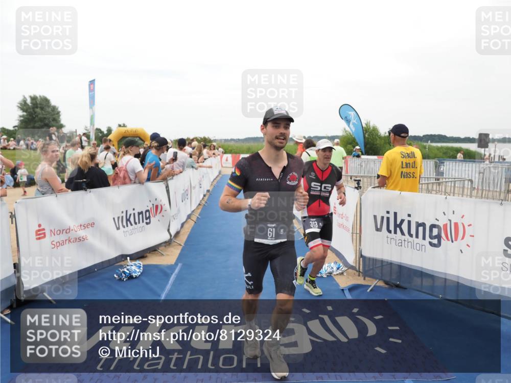 22.06.2025 - Viking Triathlon MichiJ http://msf.ph/oto/8129324 22.06.2025 15:28:05 Ziel 61, 313 meine-sportfotos.de