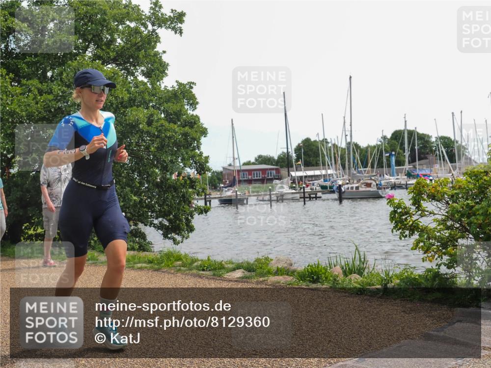 22.06.2025 - Viking Triathlon KatJ http://msf.ph/oto/8129360 22.06.2025 13:56:21 Laufen 11, 123 meine-sportfotos.de