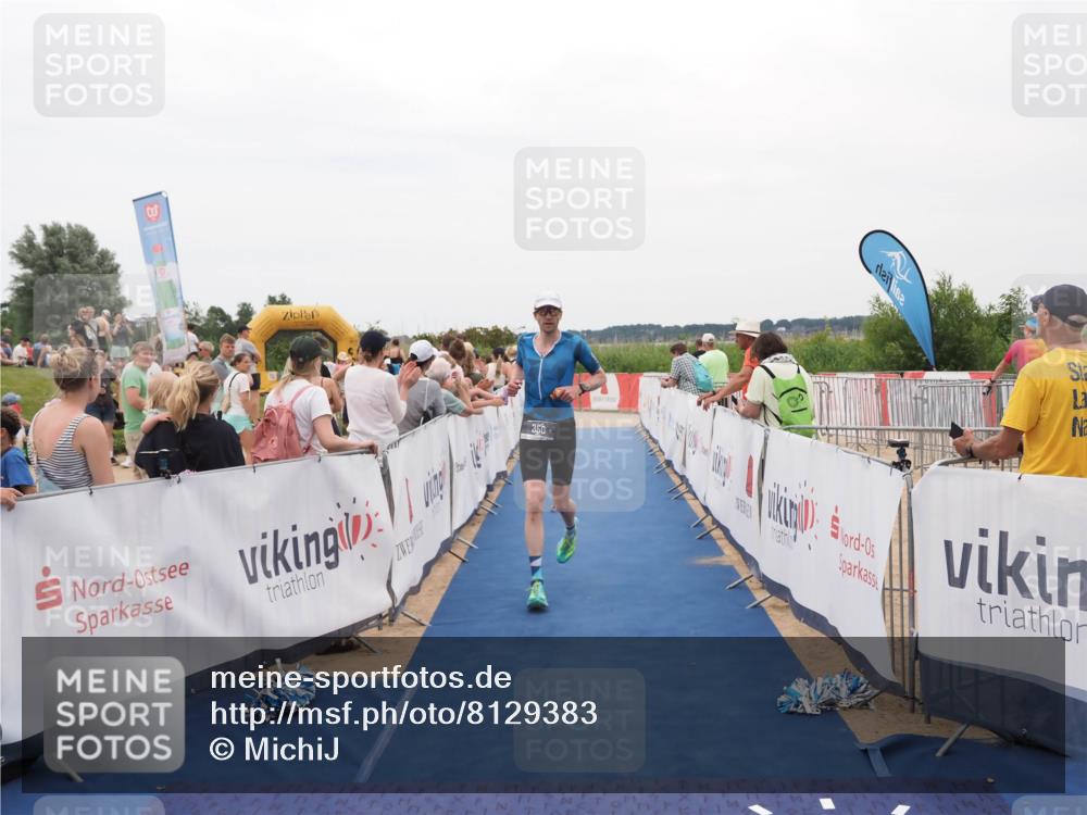 22.06.2025 - Viking Triathlon MichiJ http://msf.ph/oto/8129383 22.06.2025 15:28:30 Ziel 157, 350 meine-sportfotos.de