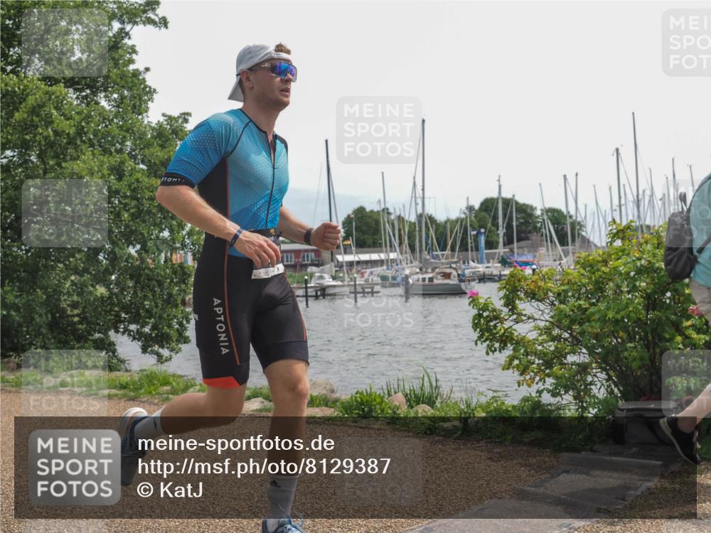 22.06.2025 - Viking Triathlon KatJ http://msf.ph/oto/8129387 22.06.2025 13:56:29 Laufen 121 meine-sportfotos.de