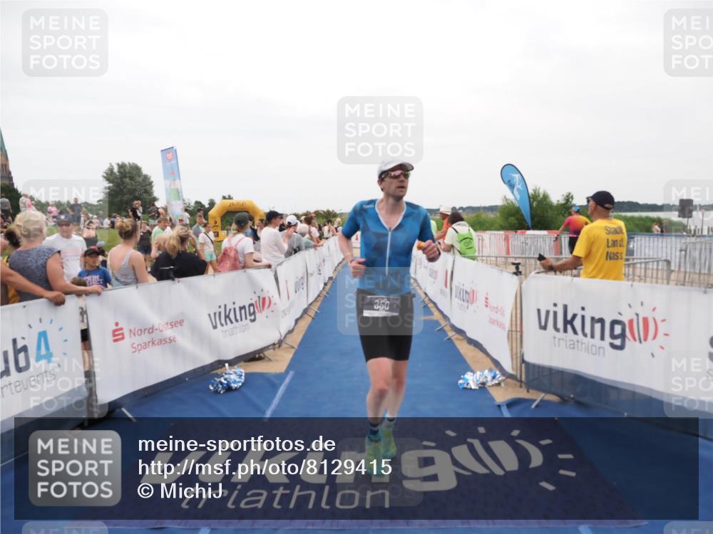22.06.2025 - Viking Triathlon MichiJ http://msf.ph/oto/8129415 22.06.2025 15:28:31 Ziel 157, 350 meine-sportfotos.de