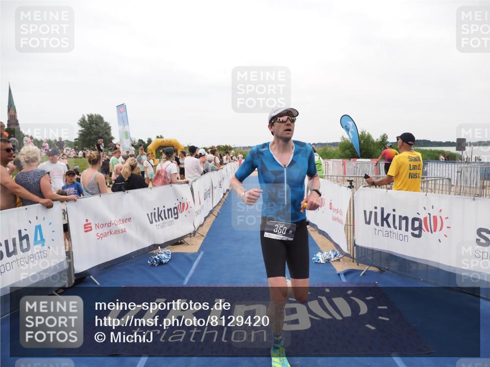 22.06.2025 - Viking Triathlon MichiJ http://msf.ph/oto/8129420 22.06.2025 15:28:31 Ziel 157, 350 meine-sportfotos.de