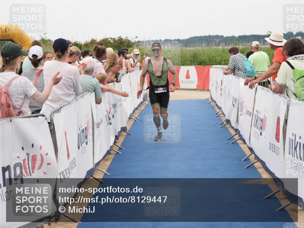 22.06.2025 - Viking Triathlon MichiJ http://msf.ph/oto/8129447 22.06.2025 15:28:47 Ziel 296 meine-sportfotos.de