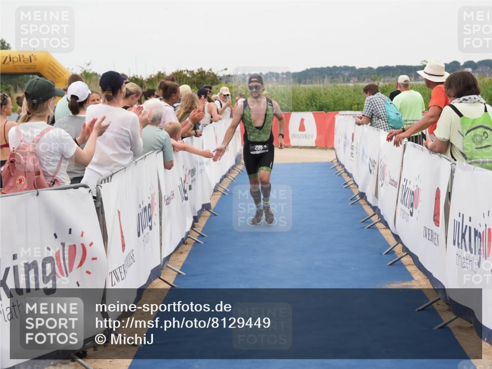 22.06.2025 - Viking Triathlon MichiJ http://msf.ph/oto/8129449 22.06.2025 15:28:47 Ziel 296 meine-sportfotos.de