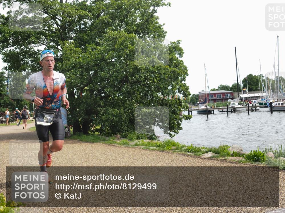 22.06.2025 - Viking Triathlon KatJ http://msf.ph/oto/8129499 22.06.2025 13:57:16 Laufen 90 meine-sportfotos.de