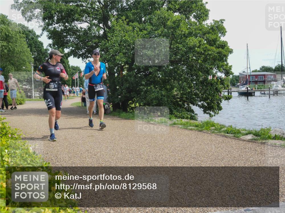 22.06.2025 - Viking Triathlon KatJ http://msf.ph/oto/8129568 22.06.2025 13:57:56 Laufen 183, 422 meine-sportfotos.de